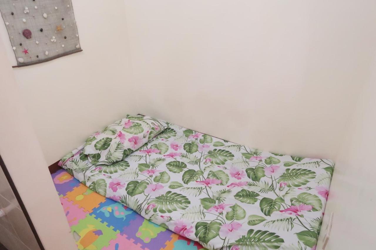 Cat Japanese Only At Uh Huh House Hostel Cebu Buitenkant foto